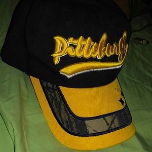 Steelers NFL CAMO hat.