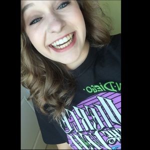 Meet your Posher, Madison