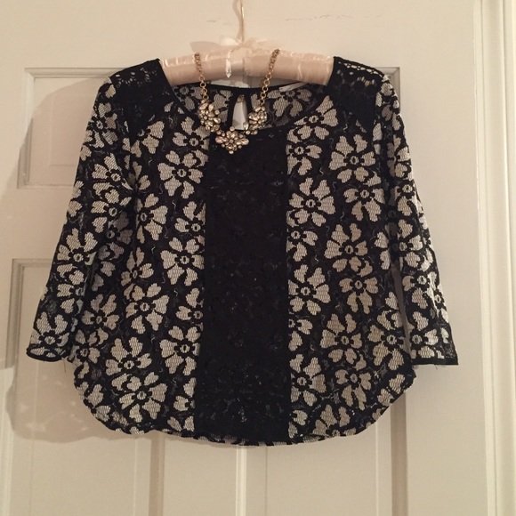 Nordstrom Lush Lace and Crochet Crop Top Size XS