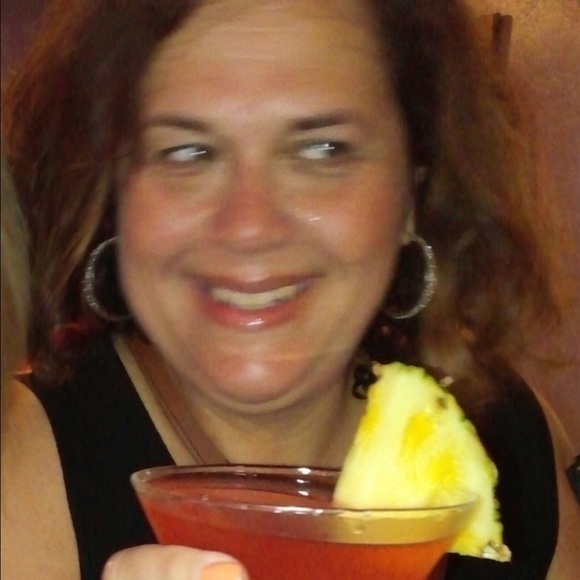 Meet your Posher, Wendy - Picture 1 of 1