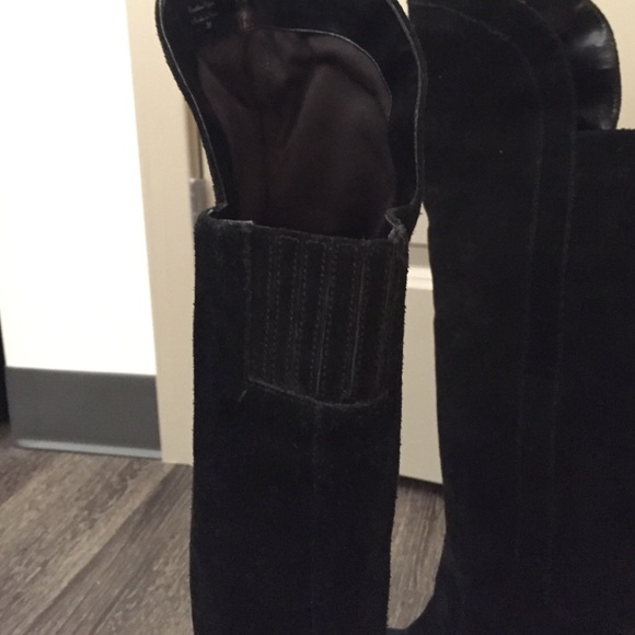 Black Over the Knee Suede Boots - Picture 3 of 4