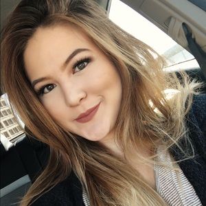 Meet your Posher, Evon