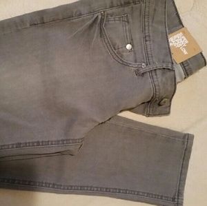Grey skinny jeans
