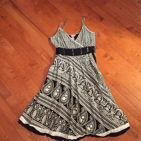 Pretty black and white sundress with beaded waist