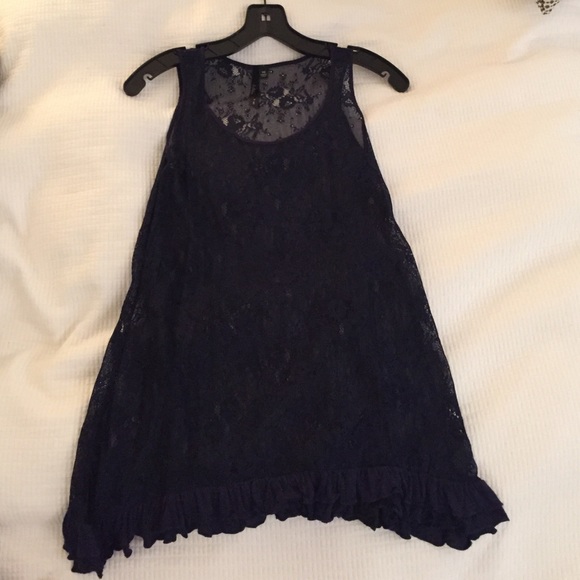 Navy lace tank top - Picture 1 of 4