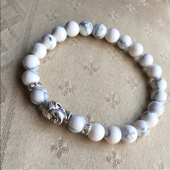 @bthereasap Jewelry - NATURAL AGATE BEADED BUDDHA BRACELET