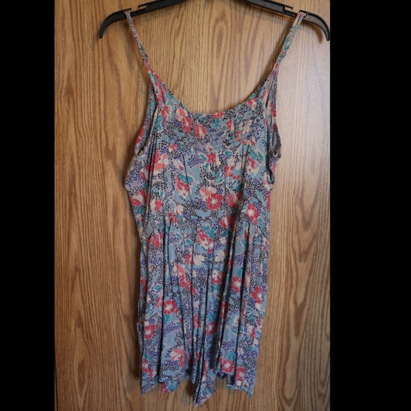 Patterned Romper - Picture 2 of 3