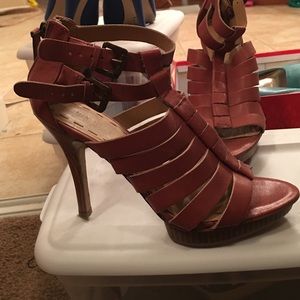 Cognac Nine West Sandals!