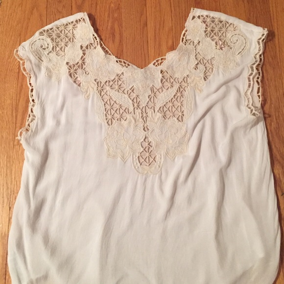Forever 21 Crochet Lace Tank Size L