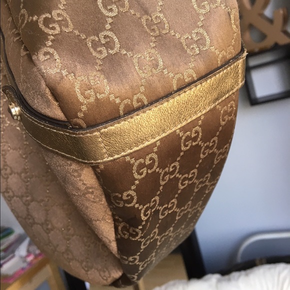SOLD! Gucci gold abbey - Picture 2 of 4