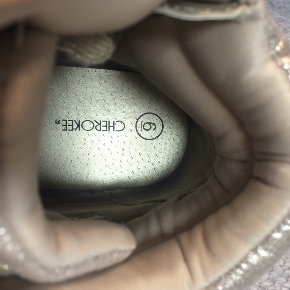 Cherokee wedge sneaker boots - Picture 2 of 3