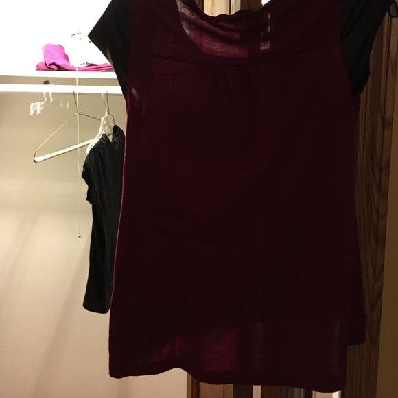 Burgundy T-shirt - Picture 3 of 3