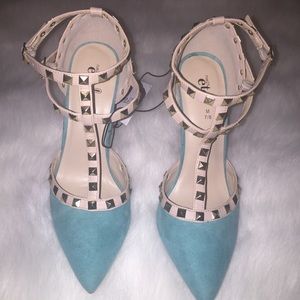 🌸Turquoise Strappy Studded Pumps🌸