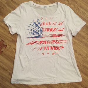 🎀BONUS ITEM🎀 Firework t-shirt