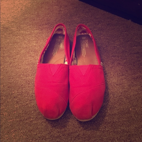Red Toms!