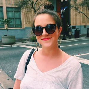 Meet your Posher, Courtney