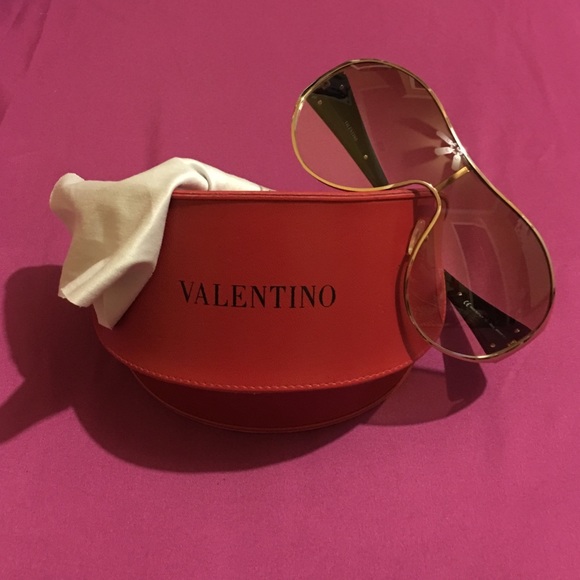 🎯PRICE REDUCED Sunglasses