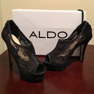 ALDO Keasley black lace heels
