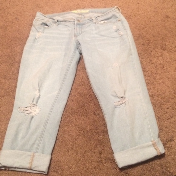 Old Navy Boyfriend cropped jeans