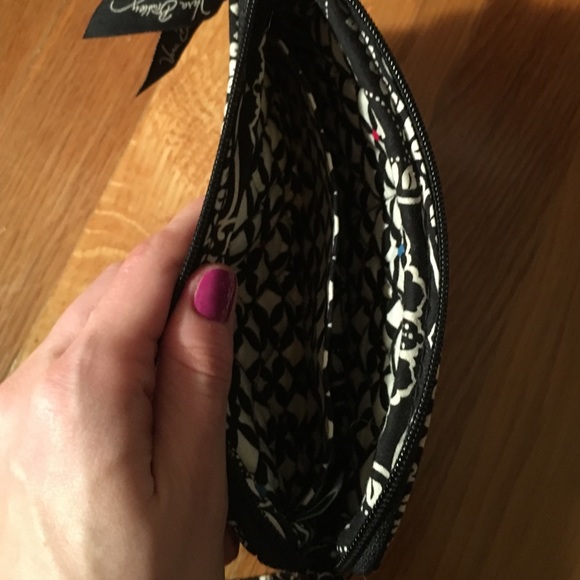 Vera Bradley Wristlet - Picture 2 of 3