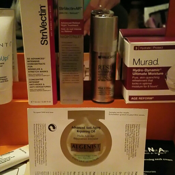 SOLD ON M - Anti-aging and Wrinkle sample set! - Picture 4 of 4
