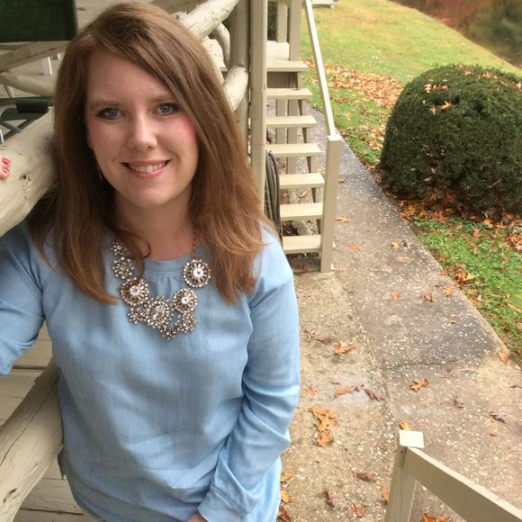 Meet your Posher, Kayla