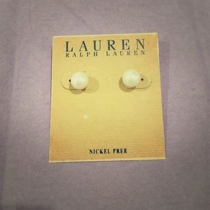 Ralph Lauren pearl earring