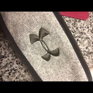 Under Armour  headband