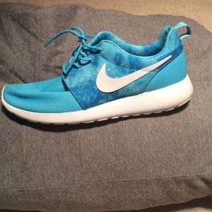 Sold on MERC! Nike Roshe Shoes