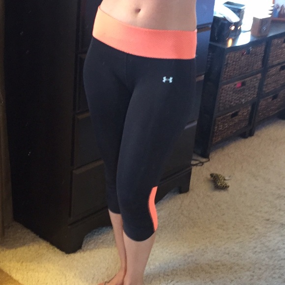 Under Armour Workout coral/orange Capri M w/ mesh