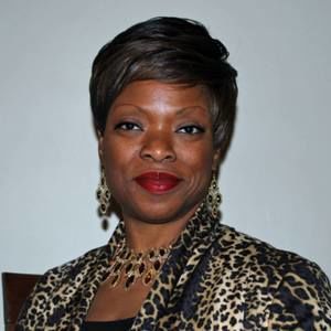 Meet your Posher, Taunya