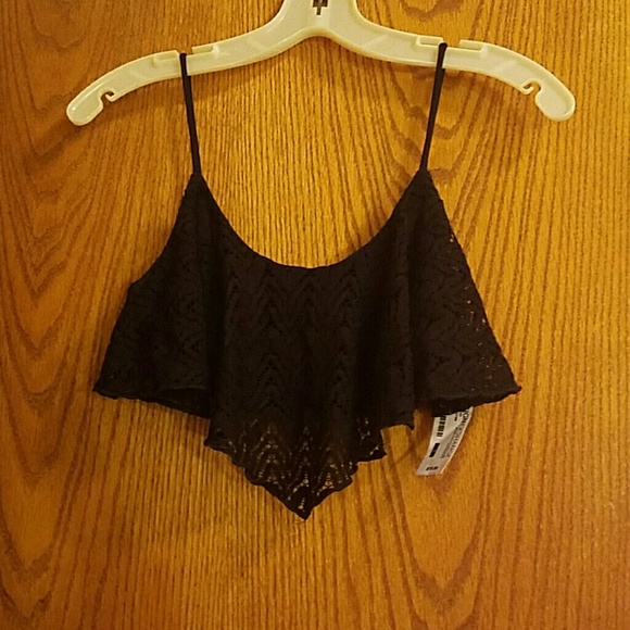 Foreign Exchange Tops - Black crop top