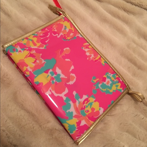 NWOT Lilly Pulitzer for Estée Lauder makeup case - Picture 4 of 4