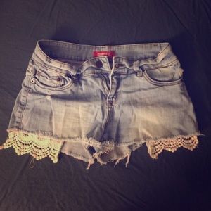 Denim shorts with cute lace pockets!