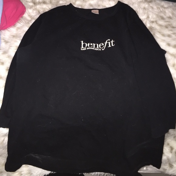 Benefit makeup tee