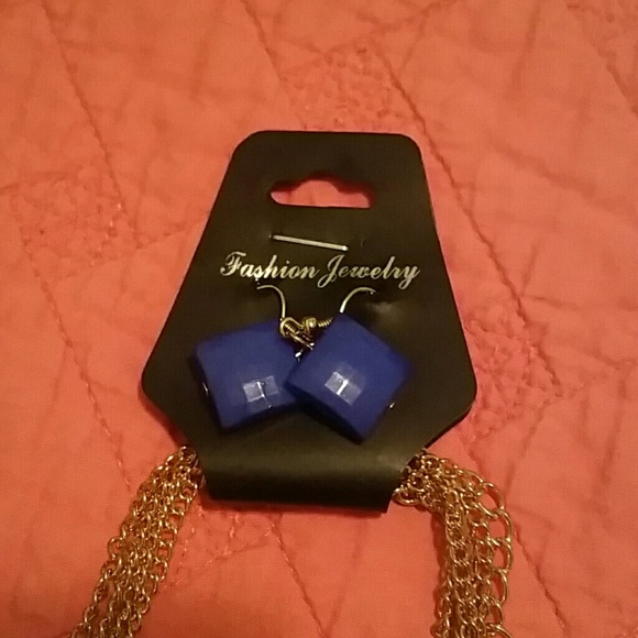 Jewelry - Picture 3 of 3