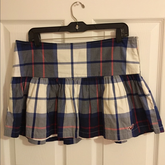 HOLLISTER Plaid Skirt