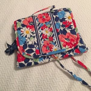 Vera Bradley Summer Cottage Jewelry roll
