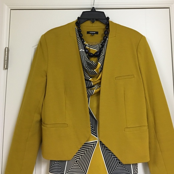 Mustard yellow no button jacket