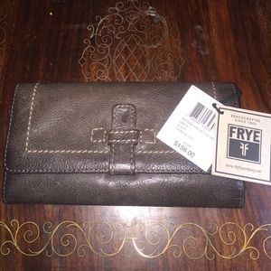 FRYE ARTISAN WALLET IN SLATE
