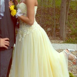 Prom dress Sherri hill