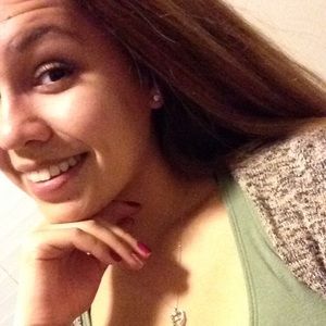 Meet your Posher, Maggie