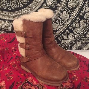 UGG Women's leather boot