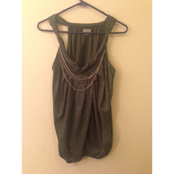 Dark green top
