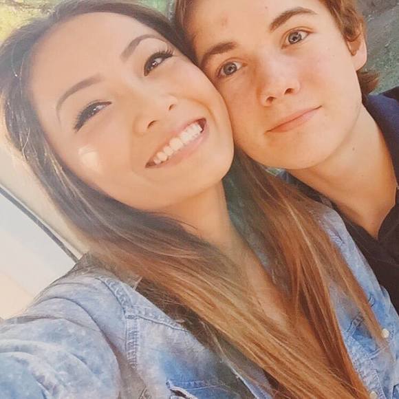 Meet your Posher, Hally - Picture 1 of 1