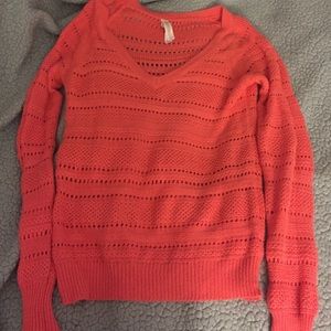 knitted long sleeve shirt