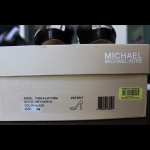MK Michael Kors York Platform Pump Patent Peeptoe