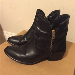 Steve Madden Black Leather Booties
