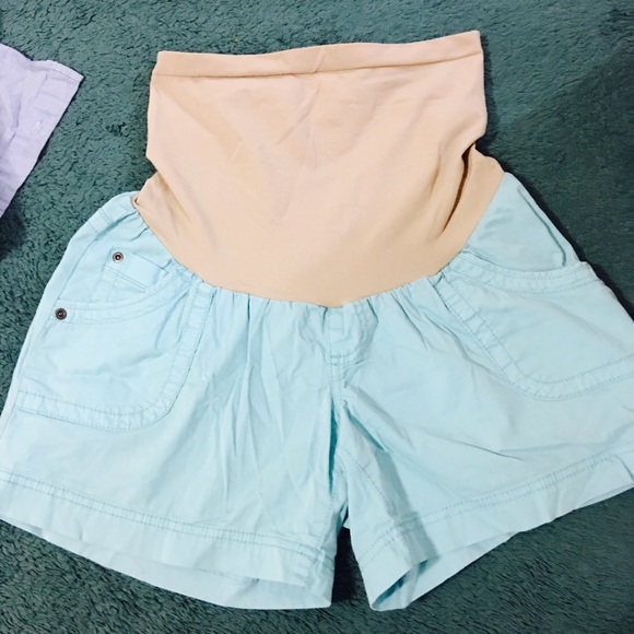 Maternity shorts
