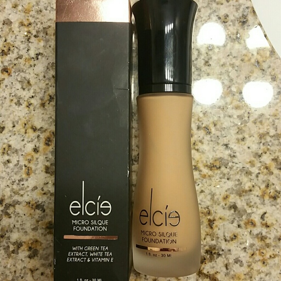 Elcie Micro Silque foundation (Warm Ivory)